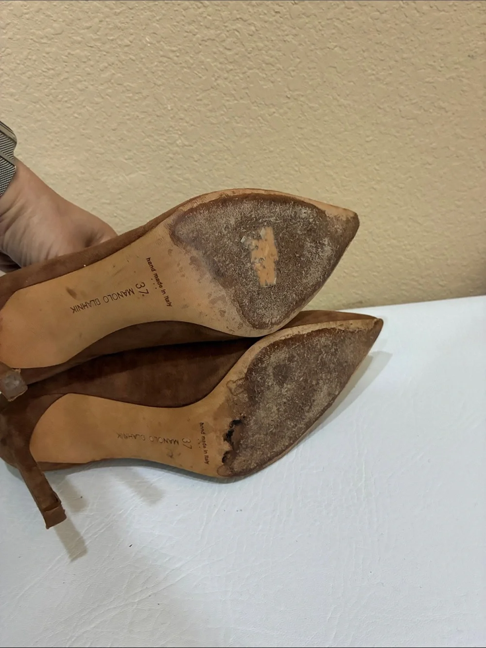 Manolo Blahnik Brown Suede Pointed-Toe Stiletto Pump